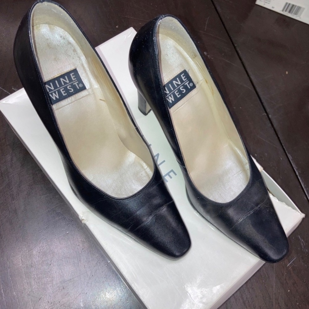 Used Cabin Crew Shoes | Flight Attendant Shoes | Used work shoes - Picture 3 of 6